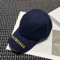 Balenciaga logóval hímzett sapka pamut sötétkék/arany színben