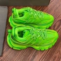 Balenciaga Glow In The Dark Track tornacipő Uniszex bőr és hálós világoszöld