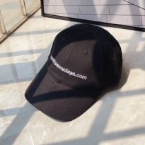 Balenciaga Bal.com geborduurde pet van katoen in zwart